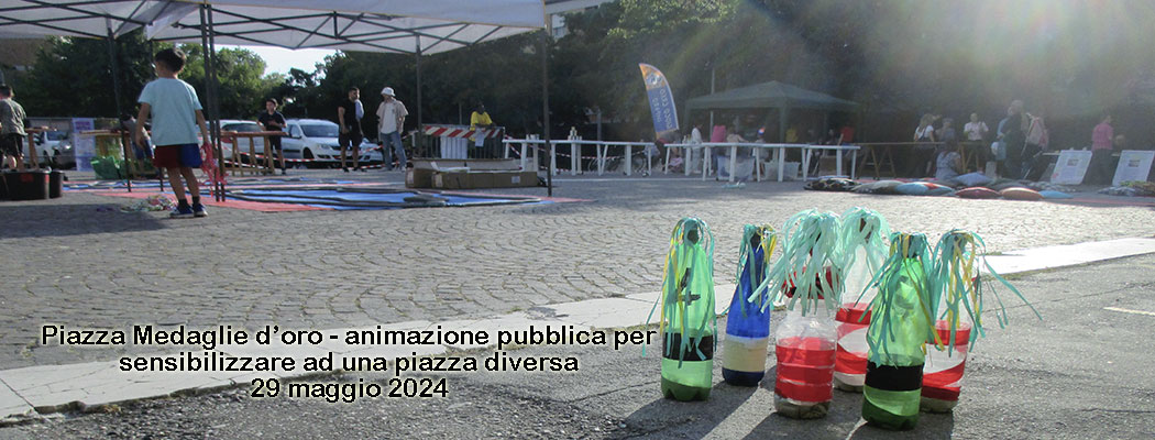 la piazza e le animazioni ludiche